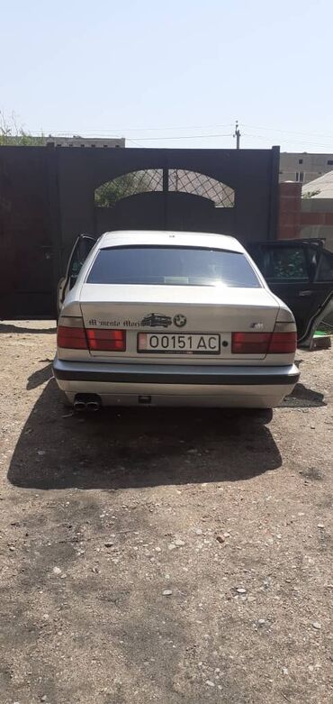 мотоцикл ктм дюк: BMW 5 series: 1995 г., 2 л, Механика, Бензин, Седан