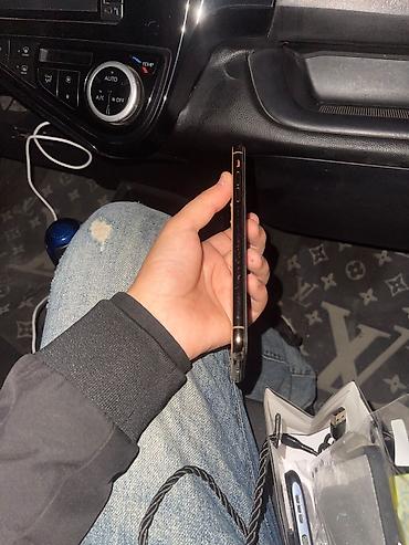 insaat telefon: IPhone 11 Pro Max, 64 GB, Qızılı, Face ID — 3