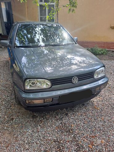 голфь 2: Volkswagen Golf: 1997 г., 2 л, Механика, Бензин, Седан