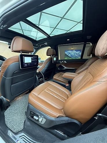 чехол на 7: BMW X7: 2021 г., 3 л, Автомат, Бензин, Внедорожник — 7