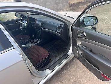 Транспорт: Chevrolet Epica: 2010 г., Механика, Седан — 6