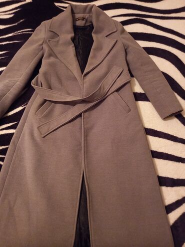 işlənmiş paltar: Palto