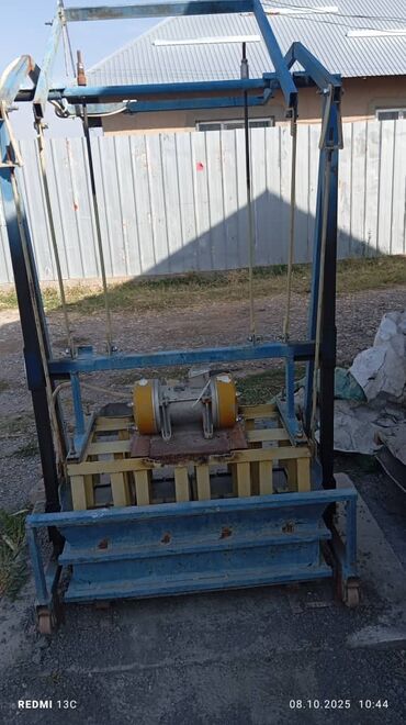 Производство пескоблоков: Вибропресс для производства строительных блоков/тротуарной плитки — 5