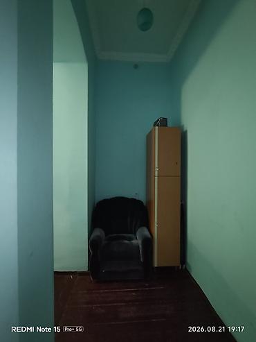 1 комнатная студия: Telebelere – 3otaqlı hündür tavanlı mənzil Planlaşdırma: - Geniş — 1