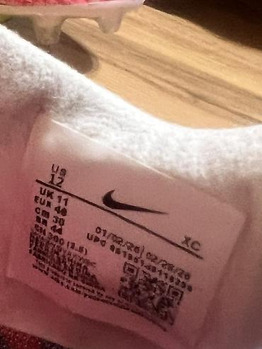 бутсы: Футбольные бутсы Nike Mercurial (серия с амортизацией Air Zoom) носили — 5