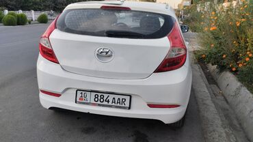 Hyundai: Hyundai Solaris: 2015 г., 1.6 л, Автомат, Бензин, Хэтчбэк