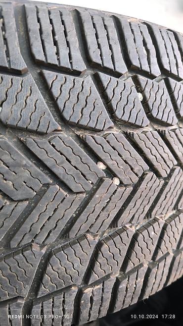 горный шина: Колеса в сборе 275 / 45 / R 21, Зима, Б/у, Комплект, Внедорожные (АТ/МТ), Литые, отверстий - 5 — 8