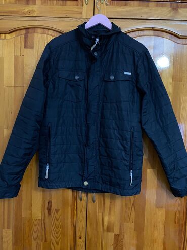 мужские куртки деми: Куртка M (EU 38), цвет - Черный