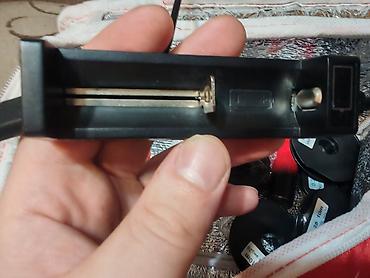 trimer igracka cena: Punjač za 18650 baterije ANT MC1 plus. Ima mesto za jednu bateriju — 1