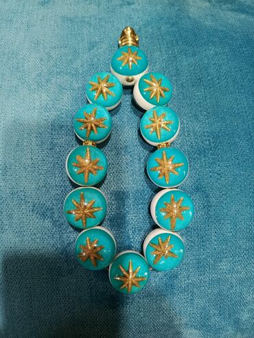 Şahmatlar: 1 ci şəkildəki nərd 25azn Şahmat və şaşki lövhəsi var Milli Faner — 22