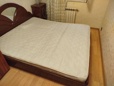 Digər mebel: Yaxşı vəziyyətdədir