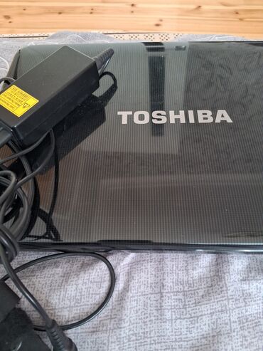 ən ucuz noutbuklar: İşlənmiş Toshiba, 15.6 ", 512 GB, Ünvandan götürmə, Ödənişli çatdırılma