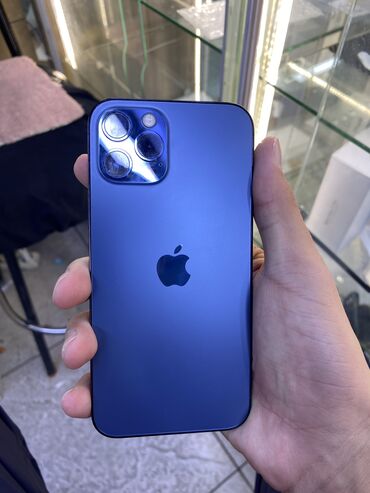 Apple iPhone: IPhone 12 Pro, Б/у, 128 ГБ, Синий, Защитное стекло, Чехол, 80 %