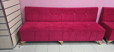Ovçuluq və balıqçılıq: Divan az işlenib ideal veziyyetdedir. Ünvan ehmedli. profile kecid