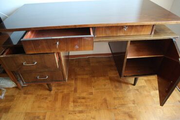 Письменные столы: Письменный стол, Б/у — 30