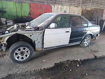 фара m5f90: BMW 5 series: 1990 г., Седан — 4