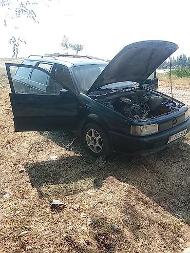 2 8: Volkswagen Passat: 1991 г., 2 л, Механика, Бензин, Универсал — 1