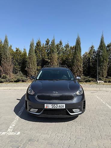 Kia: Kia Niro: 2017 г., 1.6 л, Автомат, Гибрид, Хэтчбэк — 3