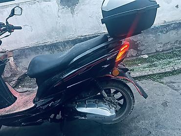 Скутеры: Макси-скутер 160 куб. см, Бензин, Б/у — 4