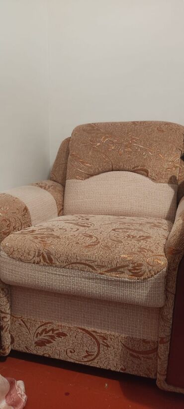 жарал мебель: Комплект из кресла и дивана, два за 5000. Есть чехол такого ж цвета в