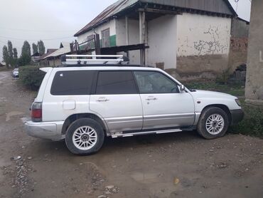 Subaru: Subaru Forester: 2000 г., 2 л, Автомат, Бензин, Универсал