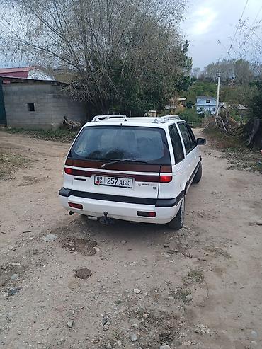ford maverick авто: Mitsubishi Space Wagon: 1992 г., 2 л, Механика, Дизель, Универсал — 3
