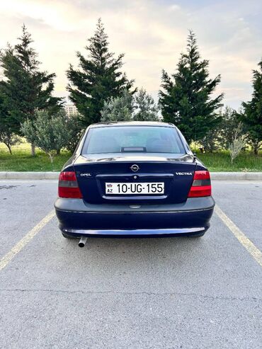 Opel: Opel Vectra: 2 l | 1998 il 350000 km Sedan