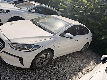 подключаемый гибрид: Hyundai Elantra: 2020 г., 1.6 л, Гибрид, Седан — 2