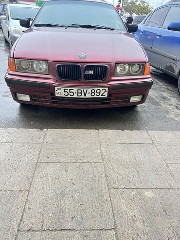 BMW: BMW 3 series: 1.8 l | 1993 il Sedan — 3