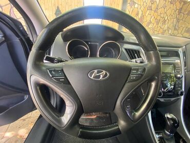 Hyundai: Hyundai Sonata: 2 l | 2012 il Sedan — 12