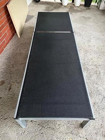 Ležaljke i ljuljaške: Baštenska ležaljka na točkiće - Konstrukcija od metala u svetlosivoj — 2