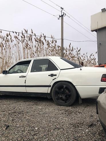 Mercedes-Benz: Mercedes-Benz W124: 1989 г., 2.3 л, Механика, Бензин, Седан — 10