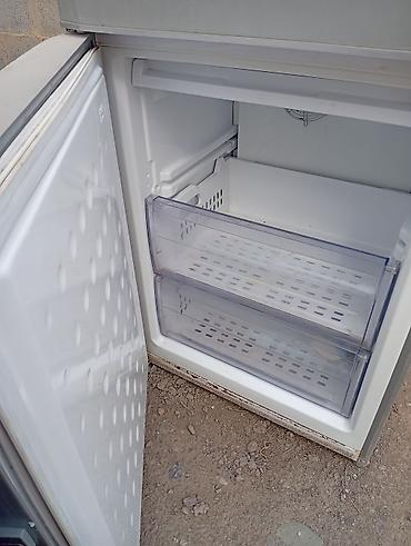 буферные динамики: Холодильник Indesit, Б/у, Двухкамерный — 8