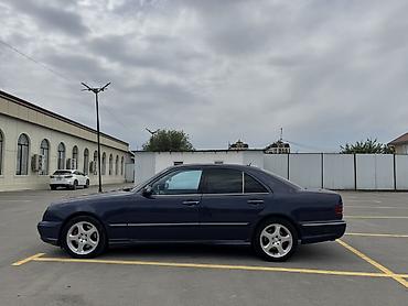 касем машина: Mercedes-Benz E-Class: 2000 г., Седан — 3