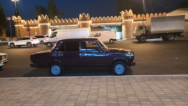 Su nəqliyyatı: LADA 2107 sedan - Rəng: tünd albalı/bordo - Kuzov: 4 qapılı sedan