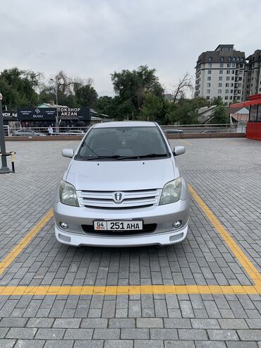 taiota ist: Toyota ist: 2004 г., 1.5 л, Автомат, Бензин, Хэтчбэк