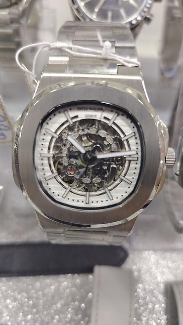 bakida saat: Patek Philippe Nautilus üslubunda kişi saatları – polad korpus və — 9