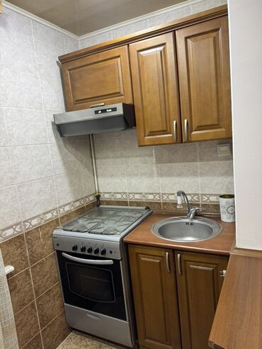 Qonaq otağı dəstləri: Masa və oturacaqlar — 6