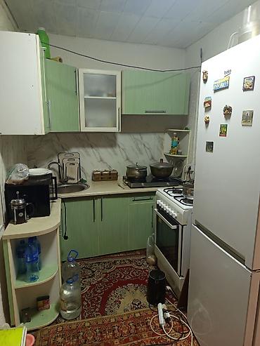 Продажа барачных домов: Продаётся дом барачного типа. гостиная, две спальни, кухня, коридор — 7