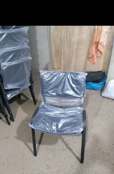 Ofis dəst mebeli: Yazi masasi 2 neferlik 40 azn Yazi masasi tek neferlik 30 azn. tek — 5