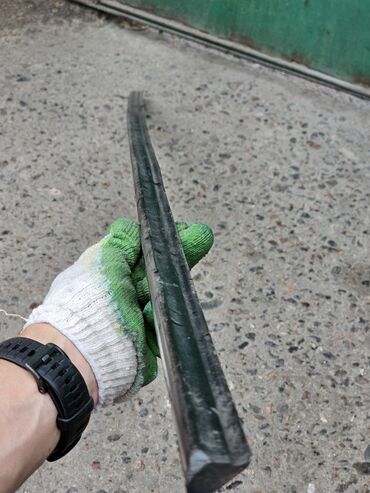 Декоративные накладки: Декоративные накладки Резина, Mercedes-Benz, 1984 г., Б/у, Платная доставка, Самовывоз — 7