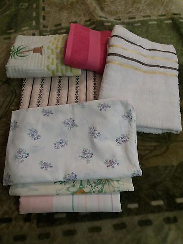bed sheets: Простынь льняная, две наволочка, четыре полотенца х/б. за всё это — 2