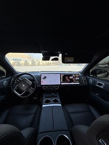 Lixiang: Lixiang L8: 2023 г., 1.6 л, Автомат, Гибрид, Кроссовер — 8