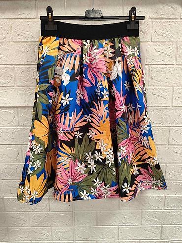 Suknje: 🔥Ženska midi suknja sa visokim strukom i bogatim A-krojem.
✅1750 din — 10