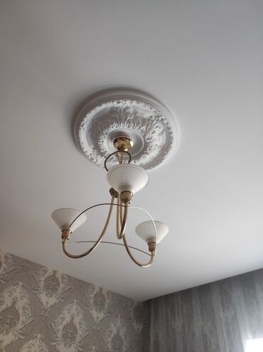 бу магнитолы в машину: Lustra iwlekdi. hec bir prblemi yoxdu. 25m