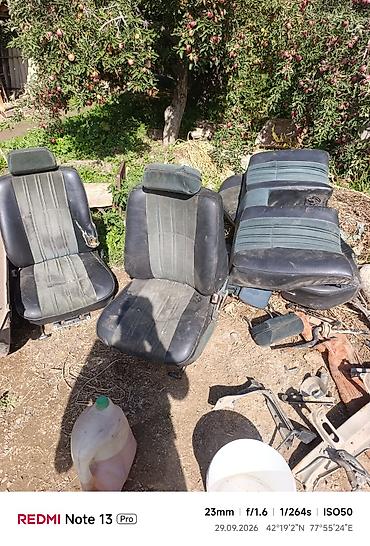 Детали салона: Автозапчасти с разборки: элементы салона, стекла и узлы впуска. 124 — 2