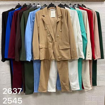 Kompleti: Komplet 
Cena 3000 din — 6