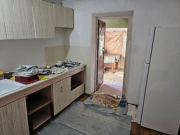 Үйлөрдү сатуу: 2 бөлмө, 40 м², 2 соток, Бишкек, Вефа СБ Менчик ээси — 3