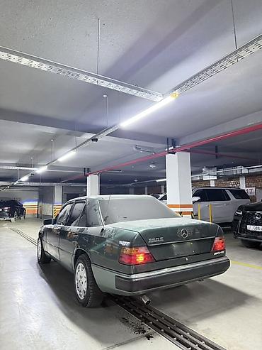 bud e9: Mercedes-Benz W124: 1989 г., 2 л, Механика, Бензин, Седан — 1