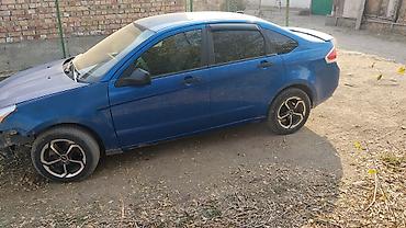 купить toyota runner: Ford Focus: 2010 г., Автомат, Седан — 3